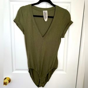 Free People V-neck body suit M